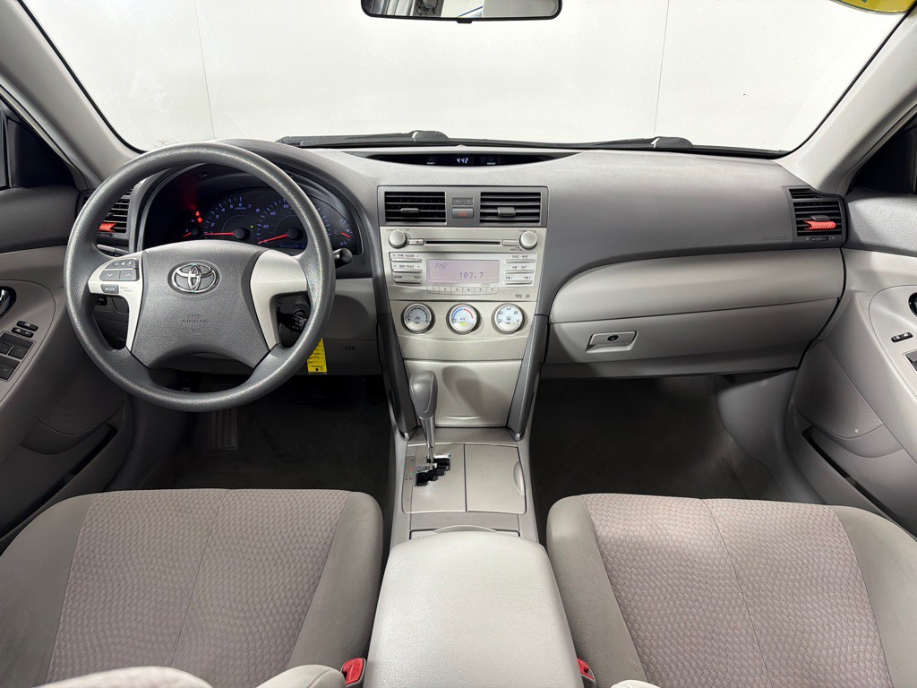 2010 Toyota Camry Image 23