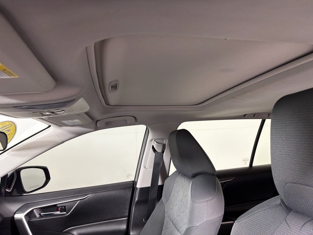 2020 Toyota Rav4 Image 12