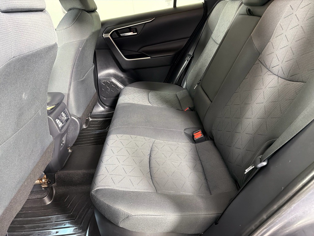 2020 Toyota Rav4 Image 18