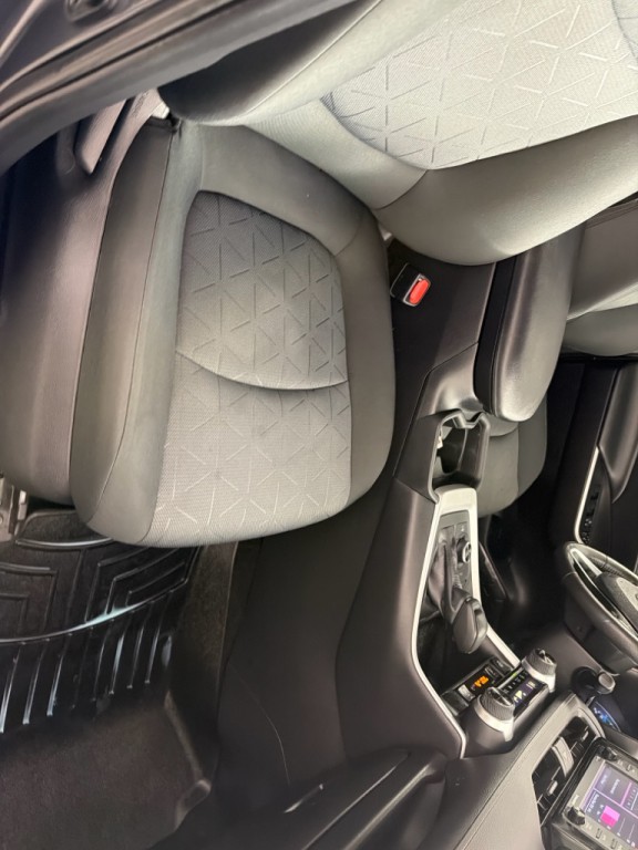 2020 Toyota Rav4 Image 23