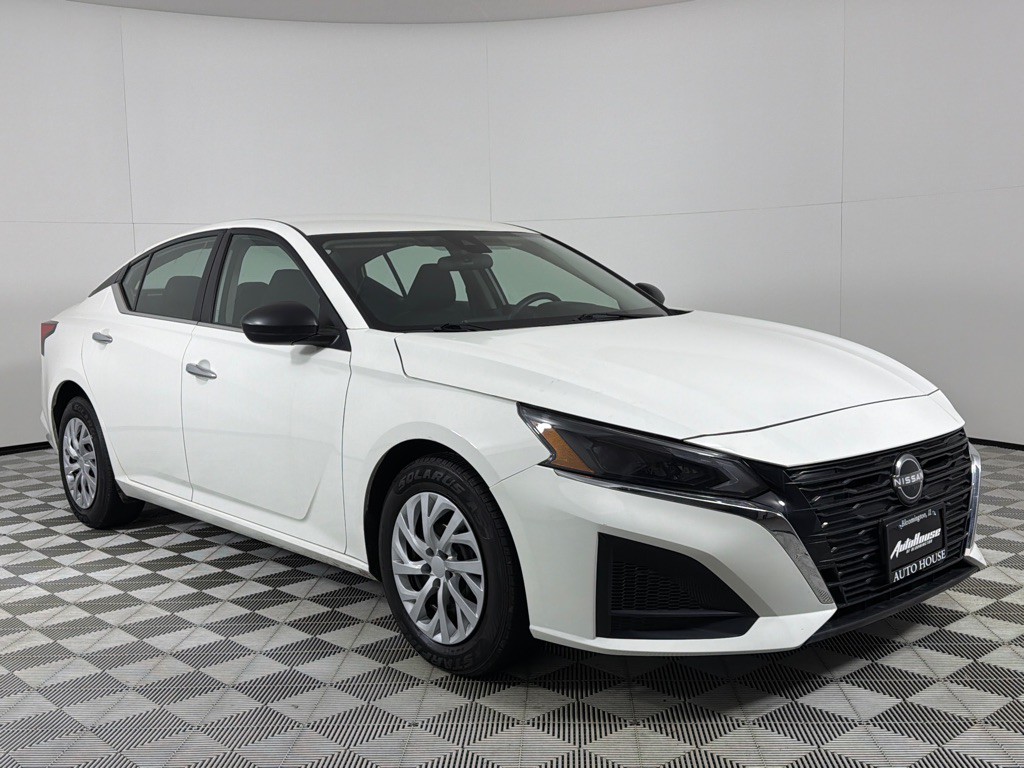 2024 Nissan Altima Image 3