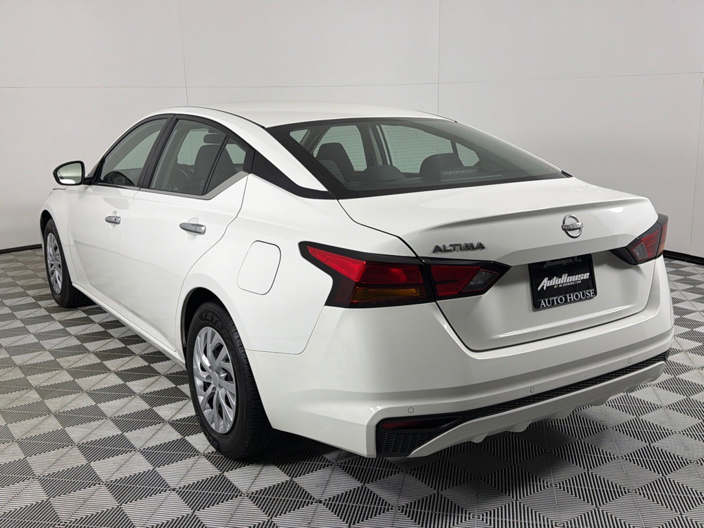 2024 Nissan Altima Image 7