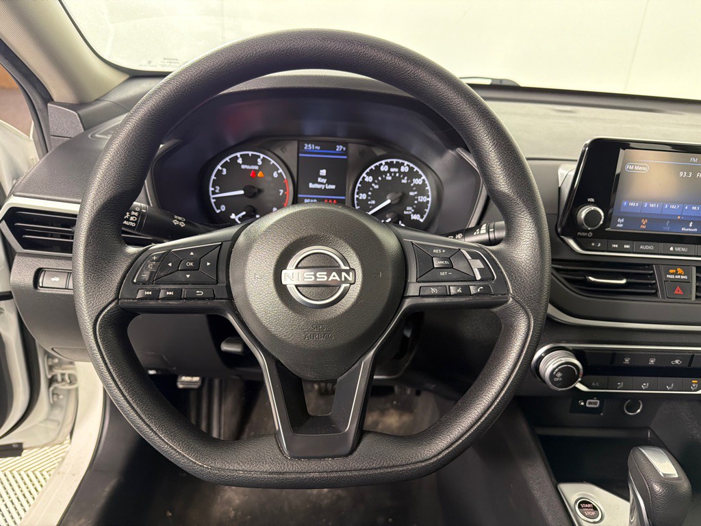 2024 Nissan Altima Image 15