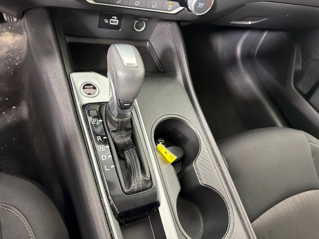 2024 Nissan Altima Image 18