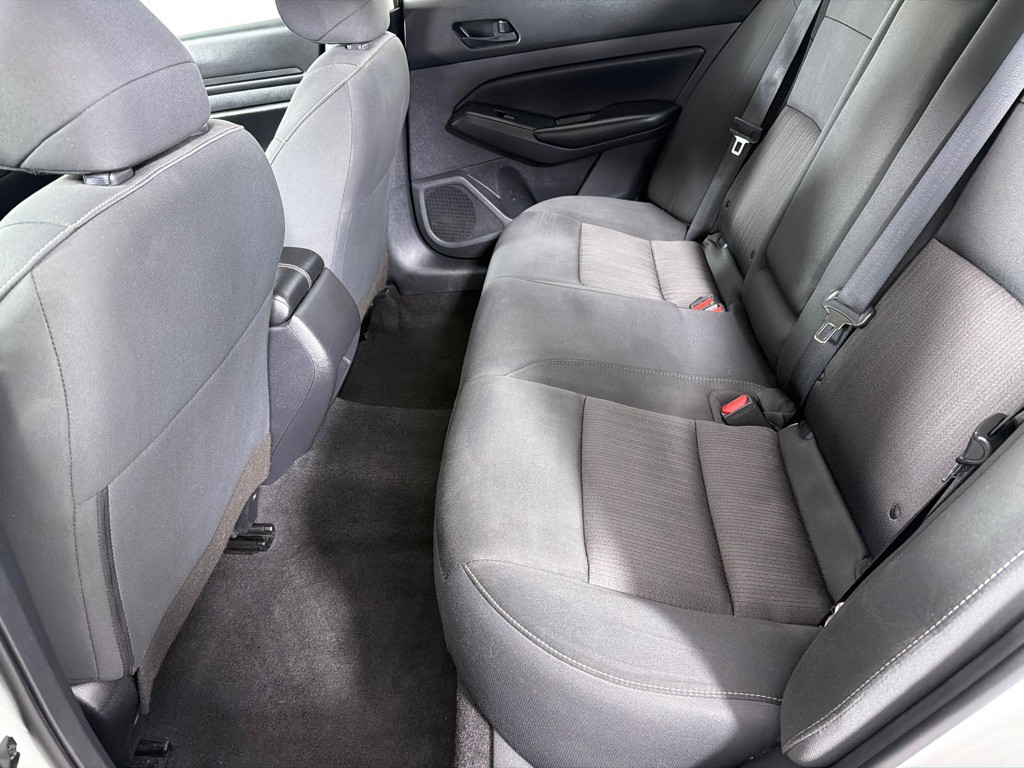 2024 Nissan Altima Image 19