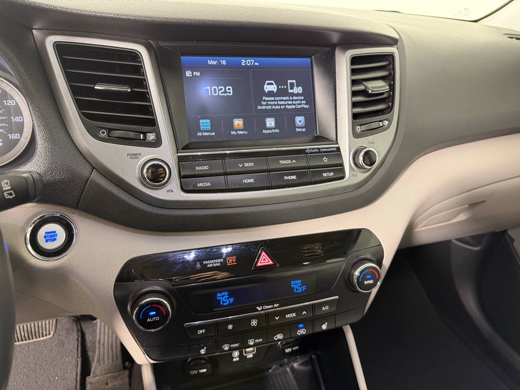 2018 Hyundai Tucson Image 17