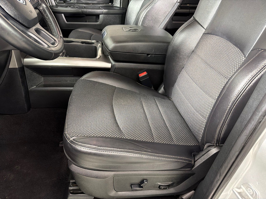 2018 RAM 1500 Image 12