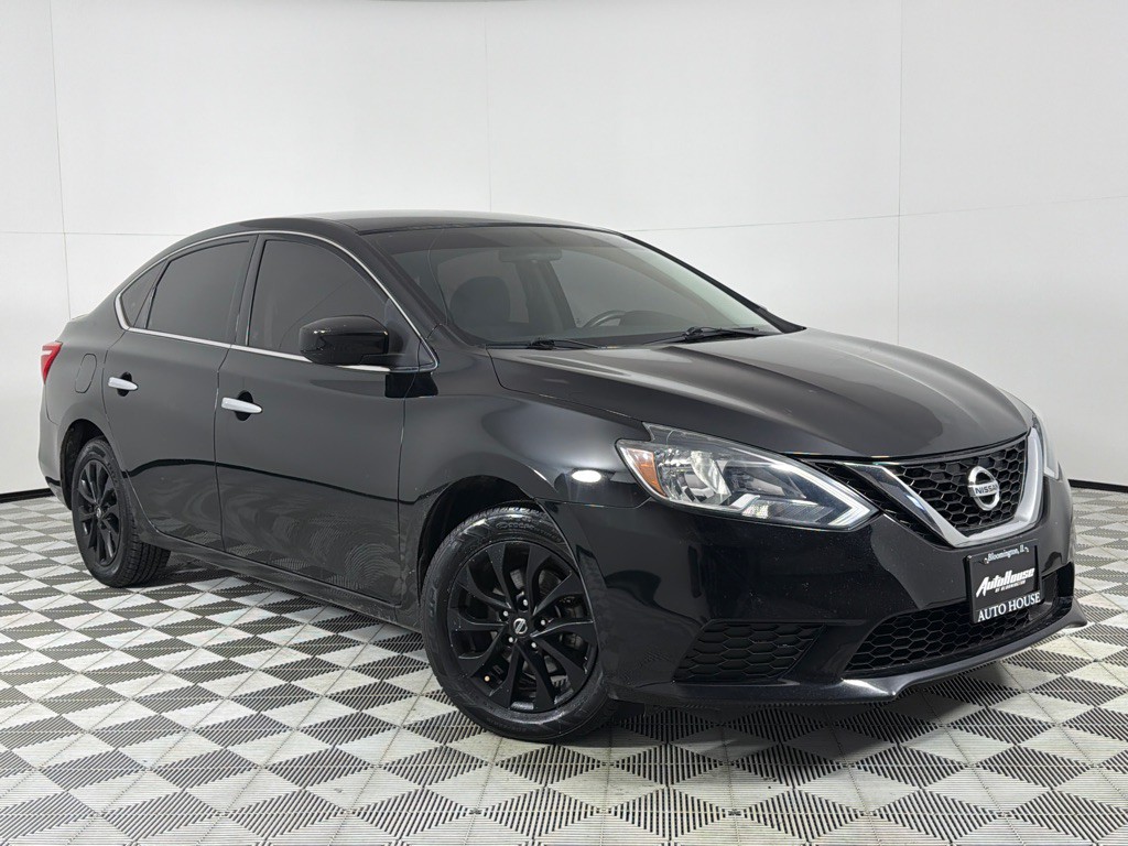 2018 Nissan Sentra Image 2
