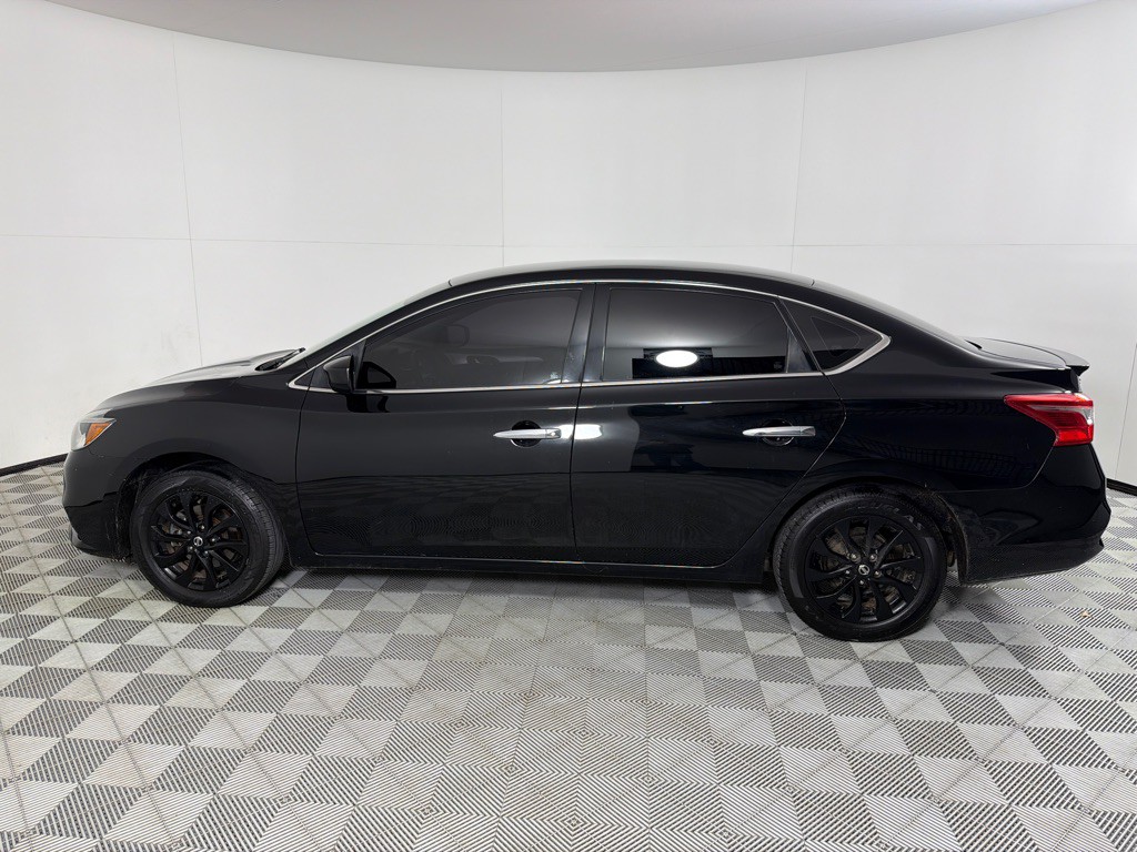 2018 Nissan Sentra Image 6