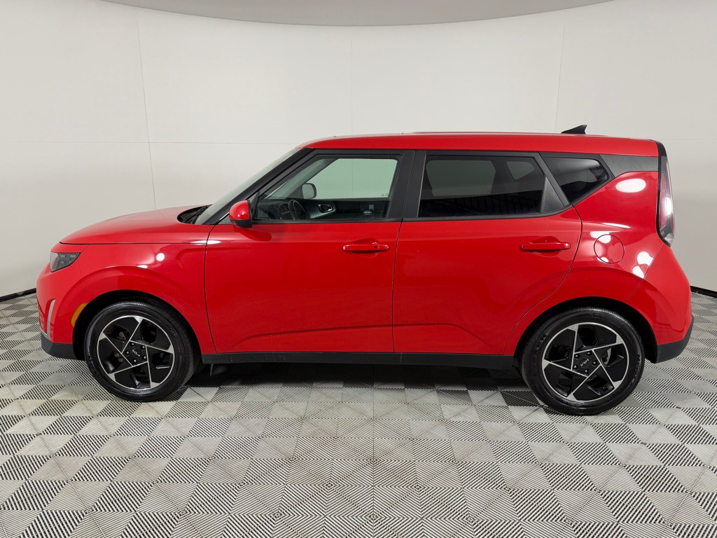2023 Kia Soul Image 8