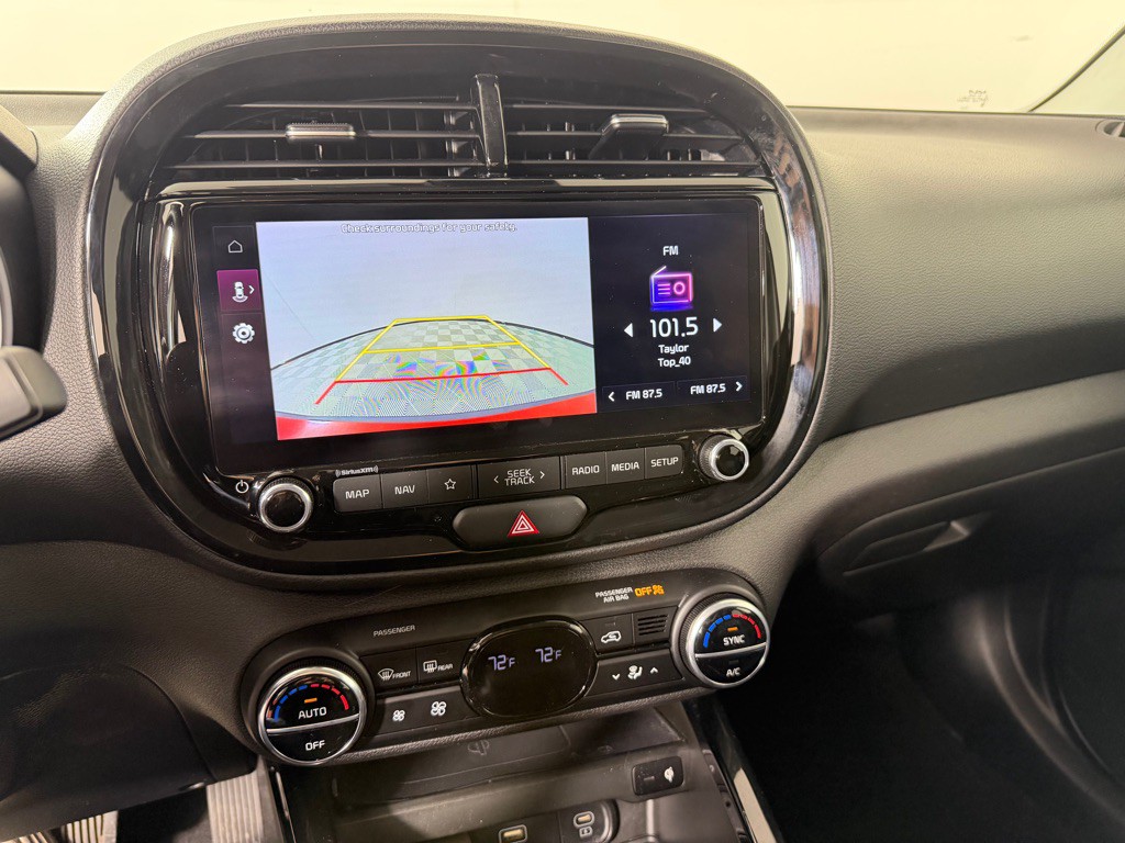 2023 Kia Soul Image 18