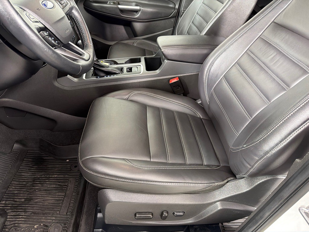 2017 Ford Escape Image 12