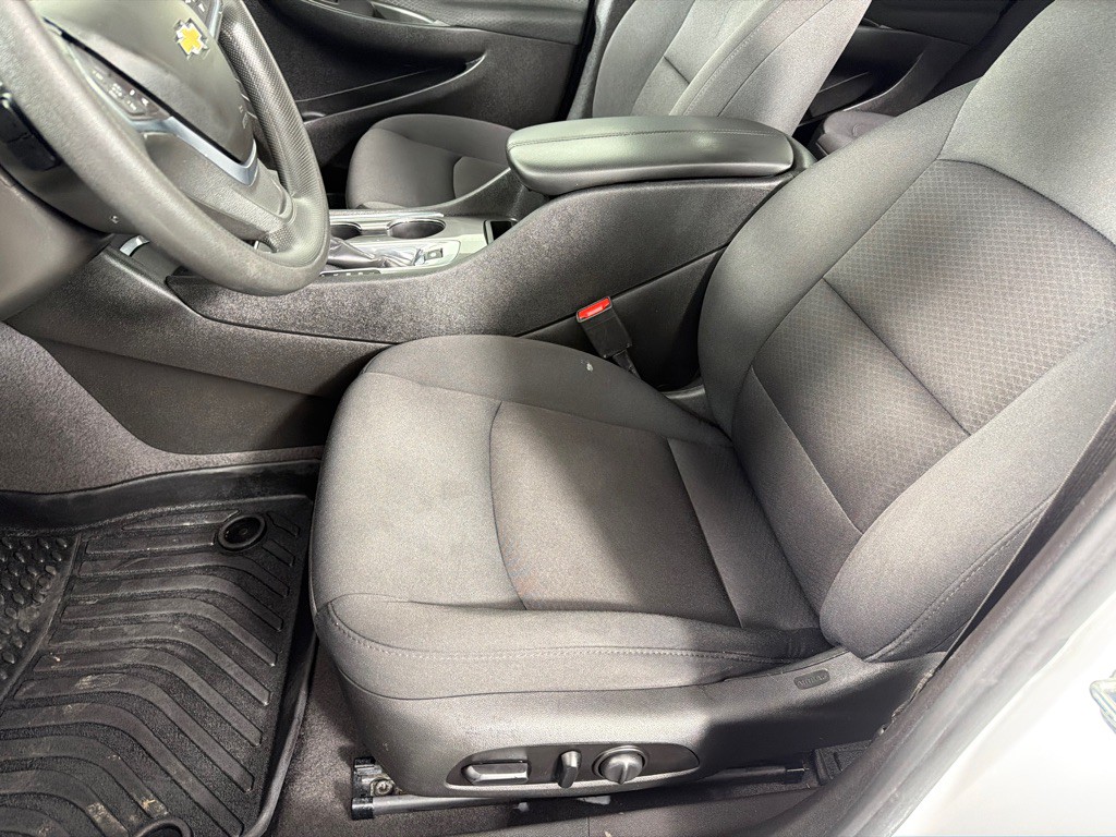 2023 Chevrolet Malibu Image 12