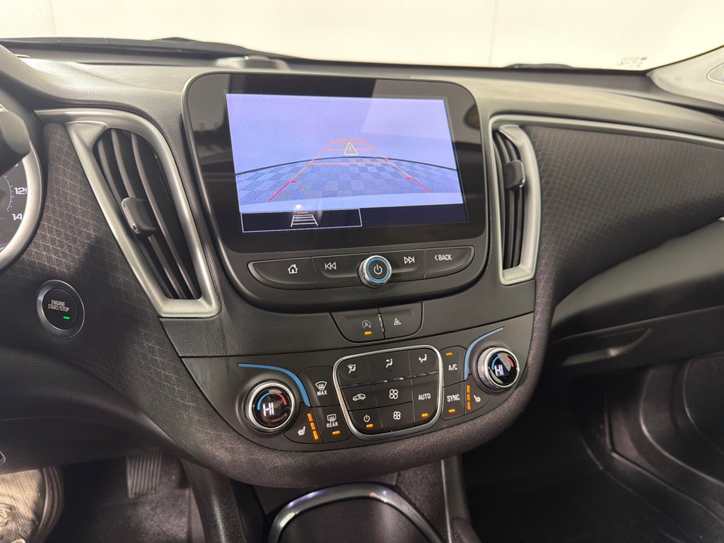 2023 Chevrolet Malibu Image 17