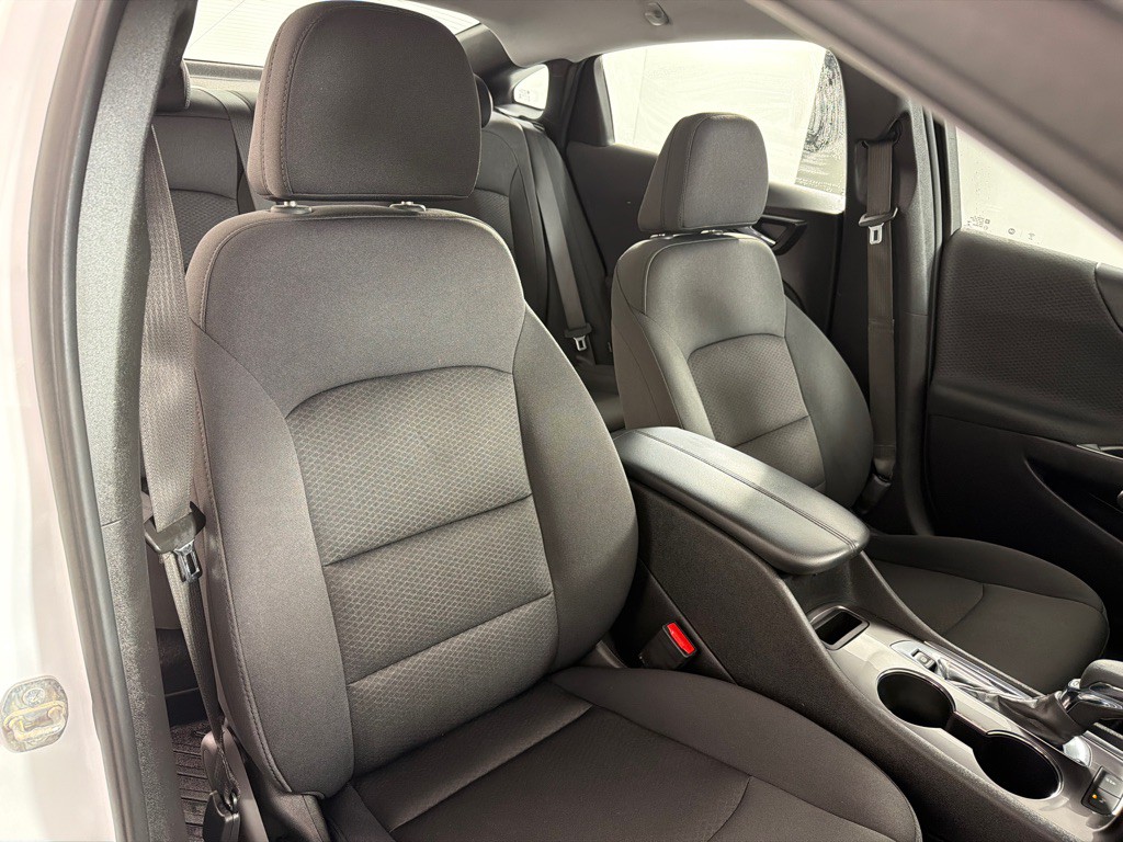 2023 Chevrolet Malibu Image 24