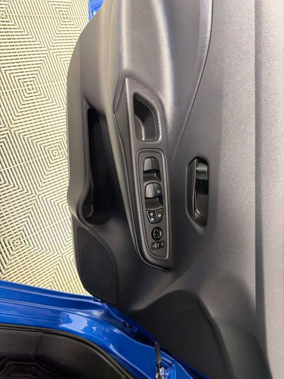 2021 Nissan Versa Image 9