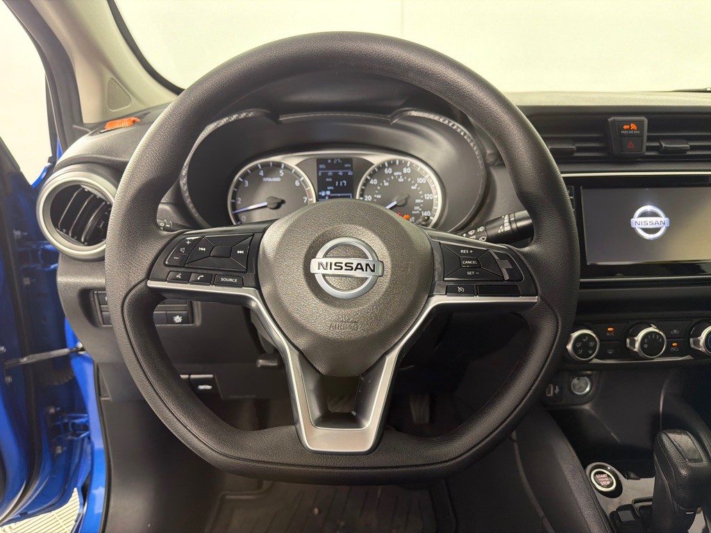 2021 Nissan Versa Image 13