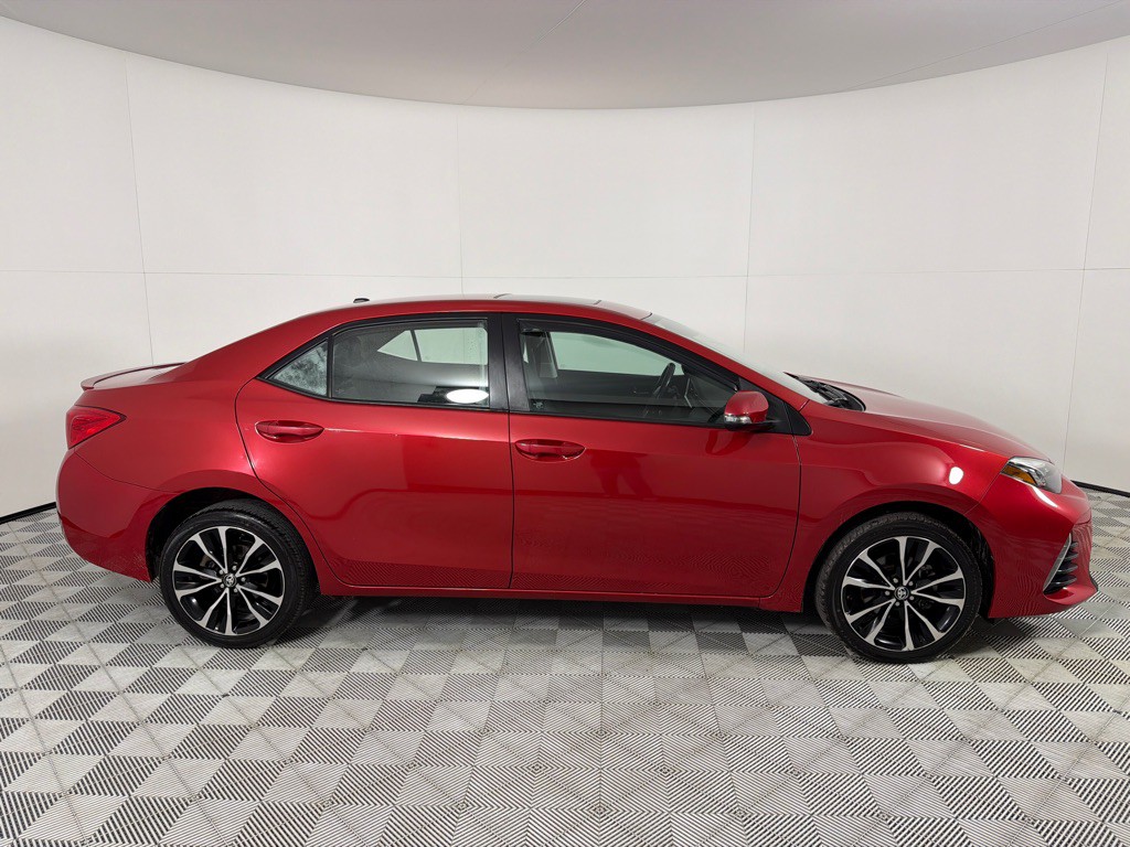 2017 Toyota Corolla Image 4