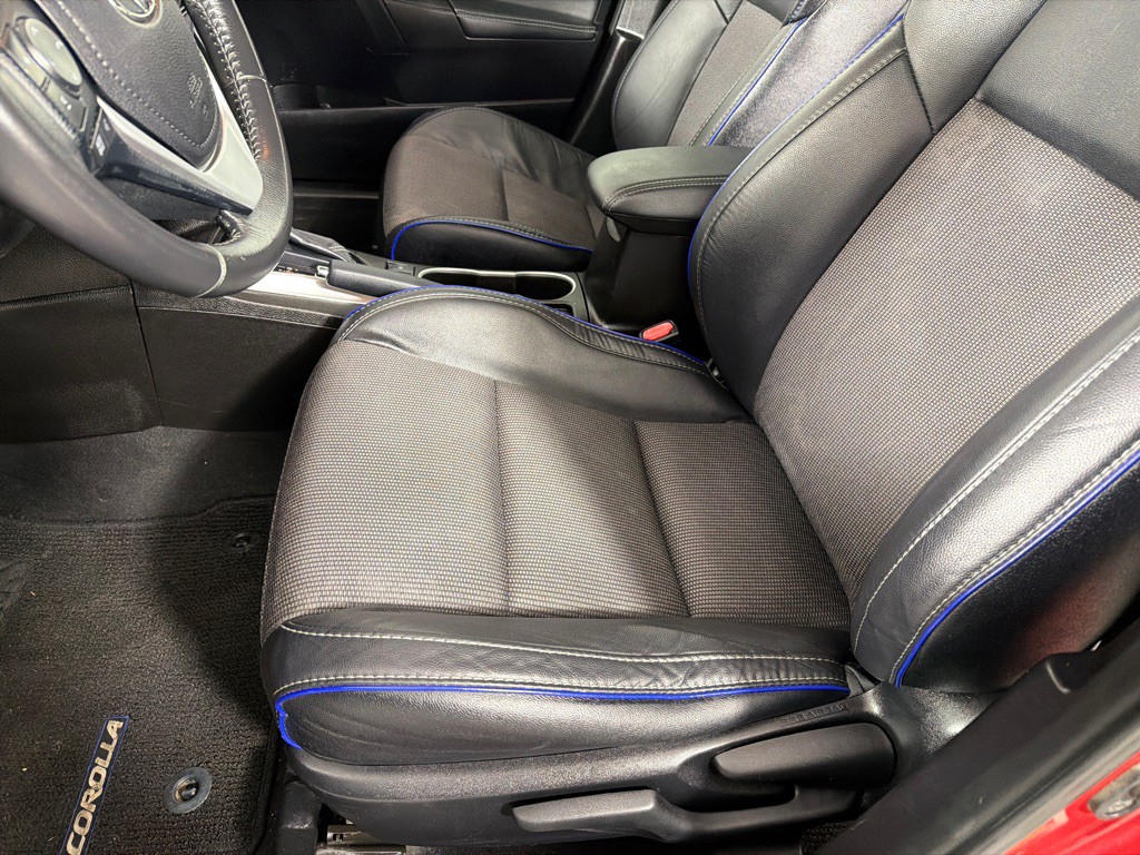 2017 Toyota Corolla Image 13