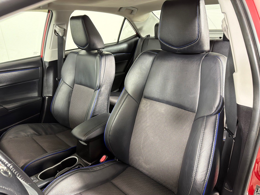 2017 Toyota Corolla Image 14