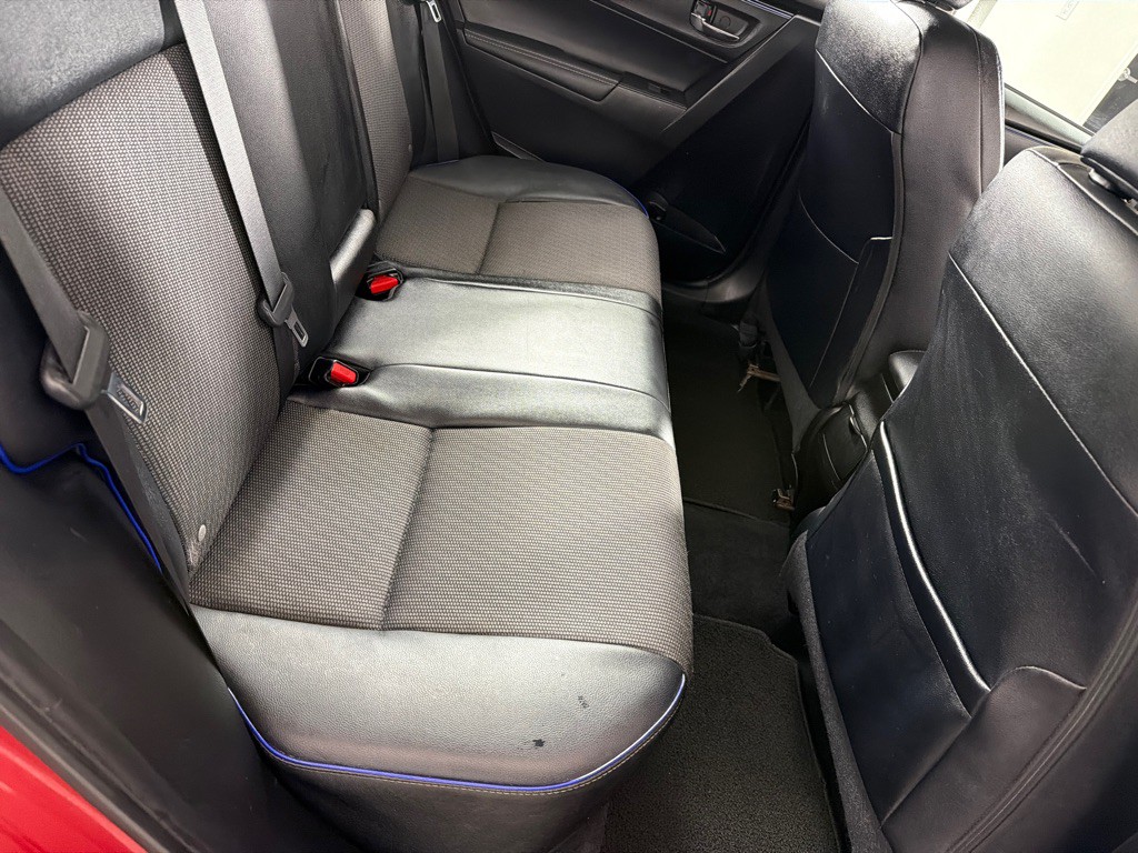 2017 Toyota Corolla Image 23