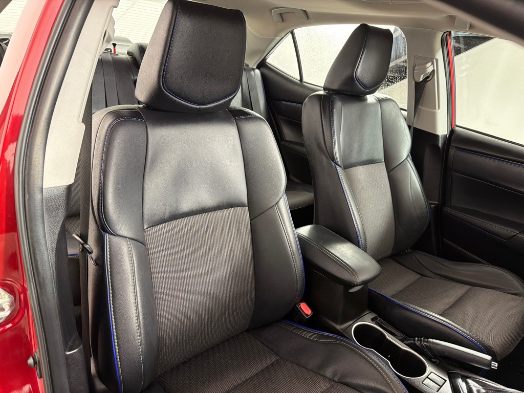 2017 Toyota Corolla Image 26