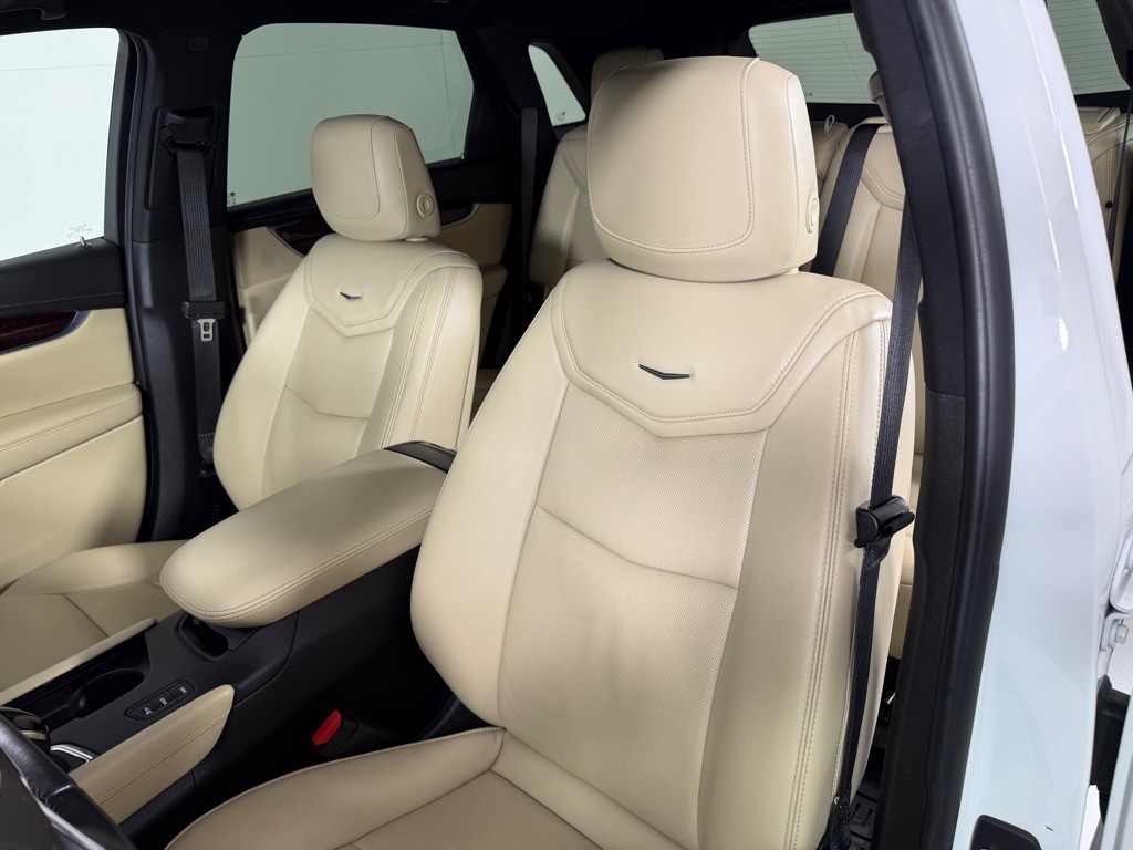 2019 Cadillac XT5 Image 12