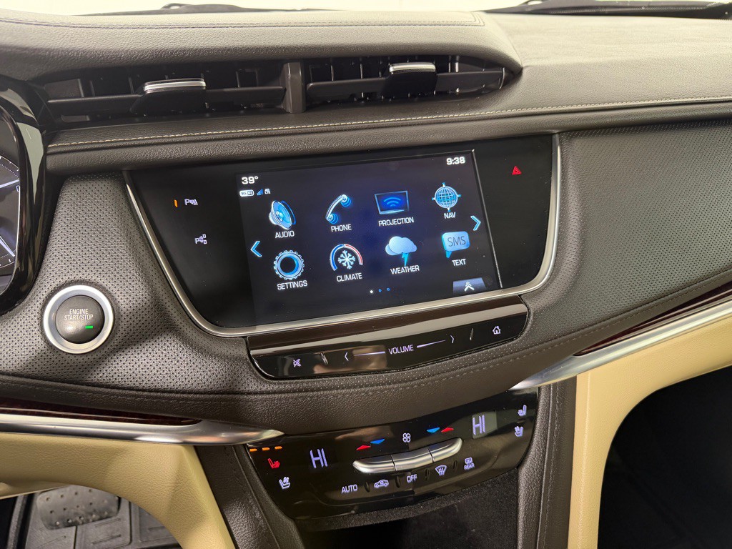 2019 Cadillac XT5 Image 16