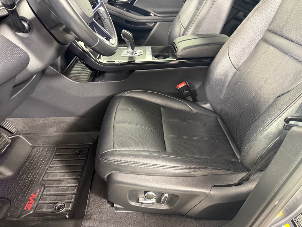 2021 Land Rover Range Rover Evoque Image 12