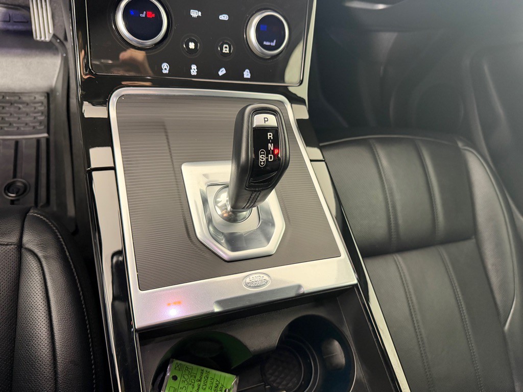 2021 Land Rover Range Rover Evoque Image 18