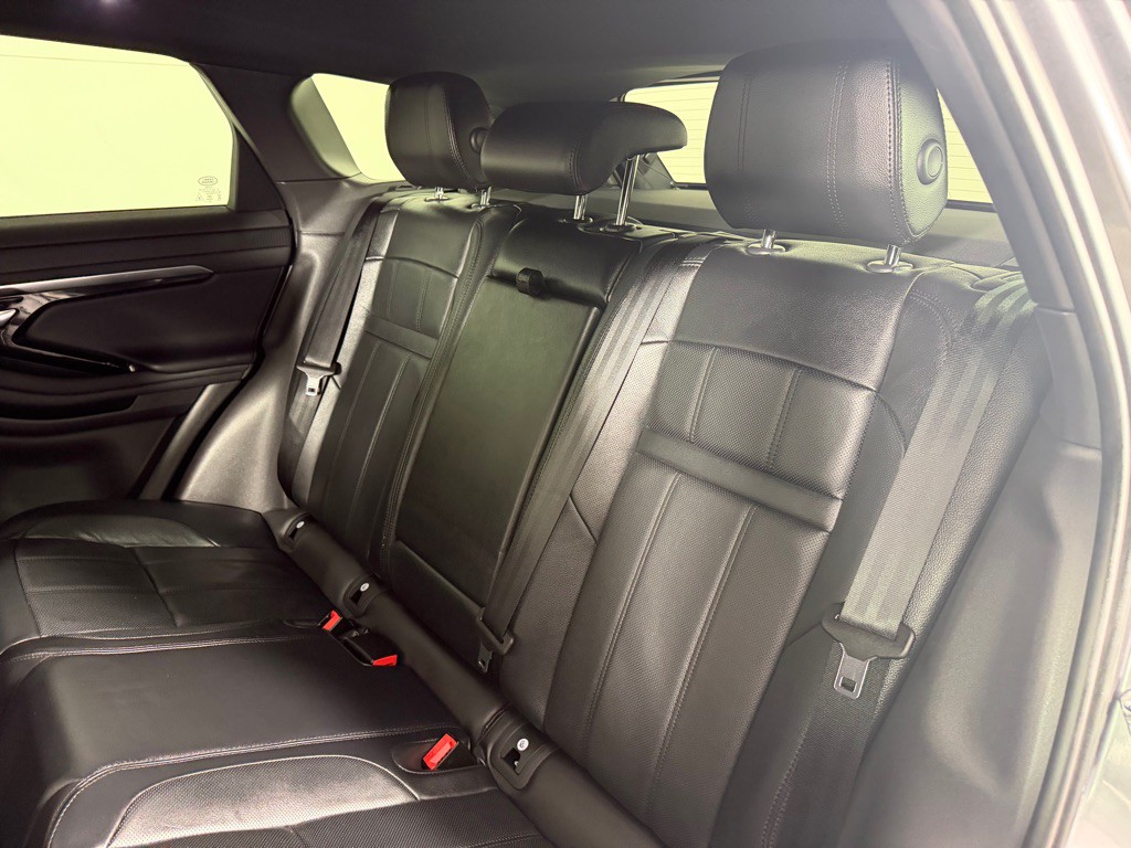 2021 Land Rover Range Rover Evoque Image 22