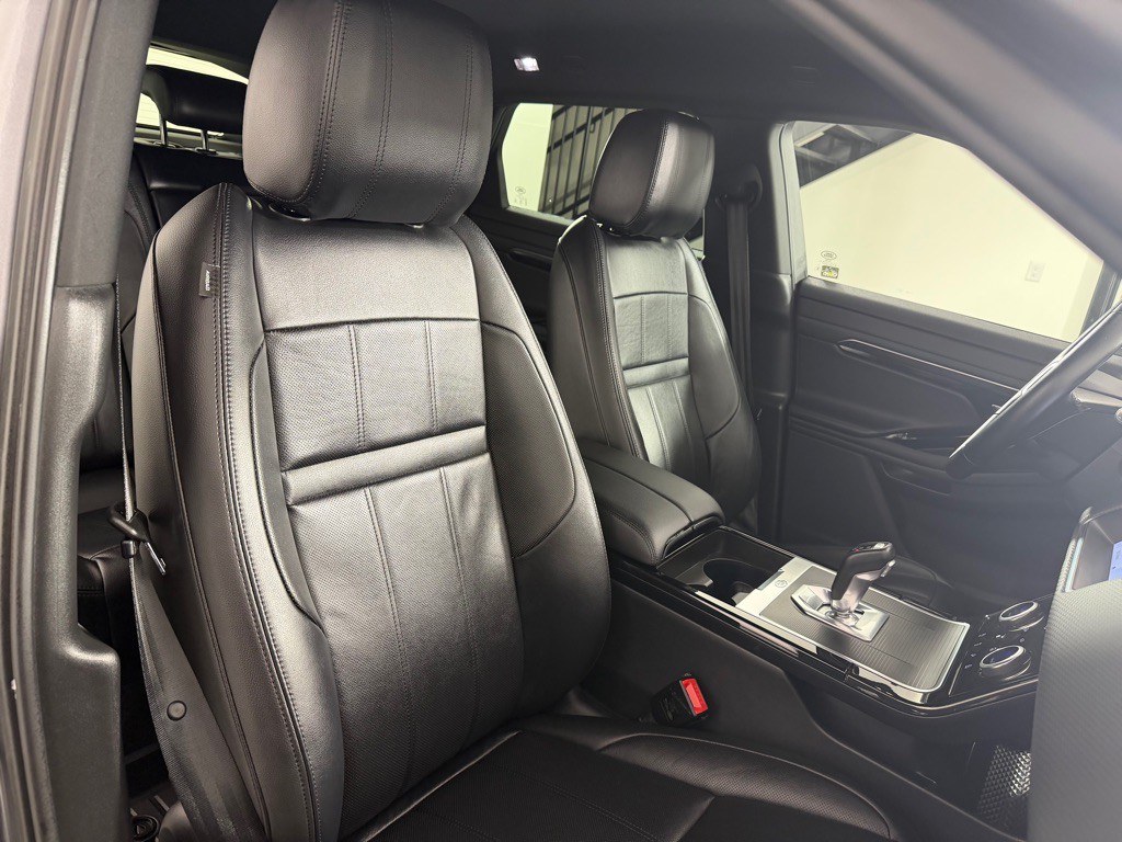 2021 Land Rover Range Rover Evoque Image 27