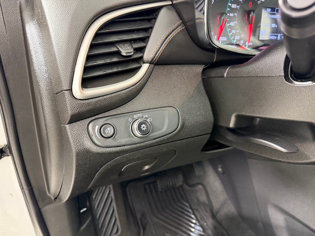 2020 Chevrolet Trax Image 14