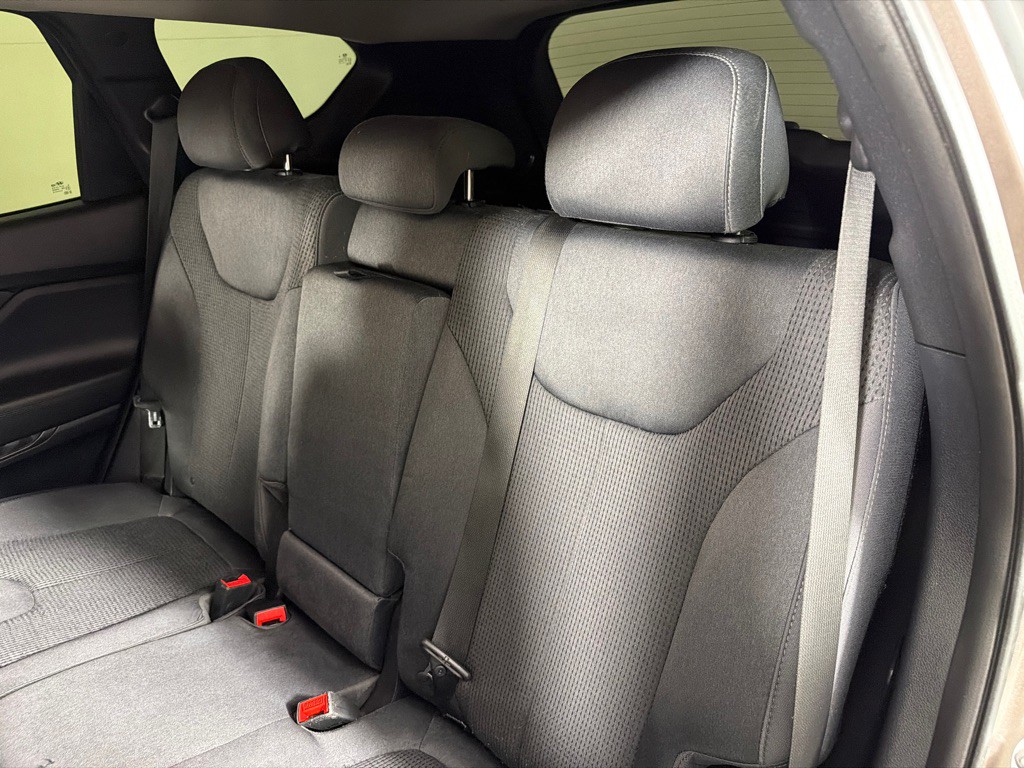 2019 Hyundai Santa Fe Image 18