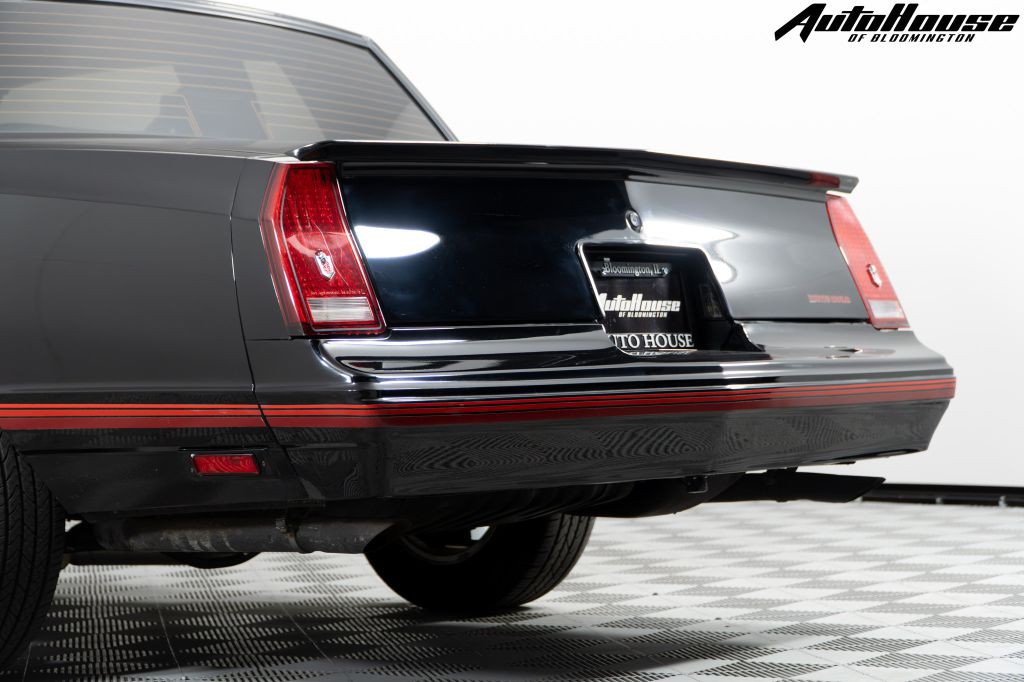 1988 Chevrolet Monte Carlo Image 24