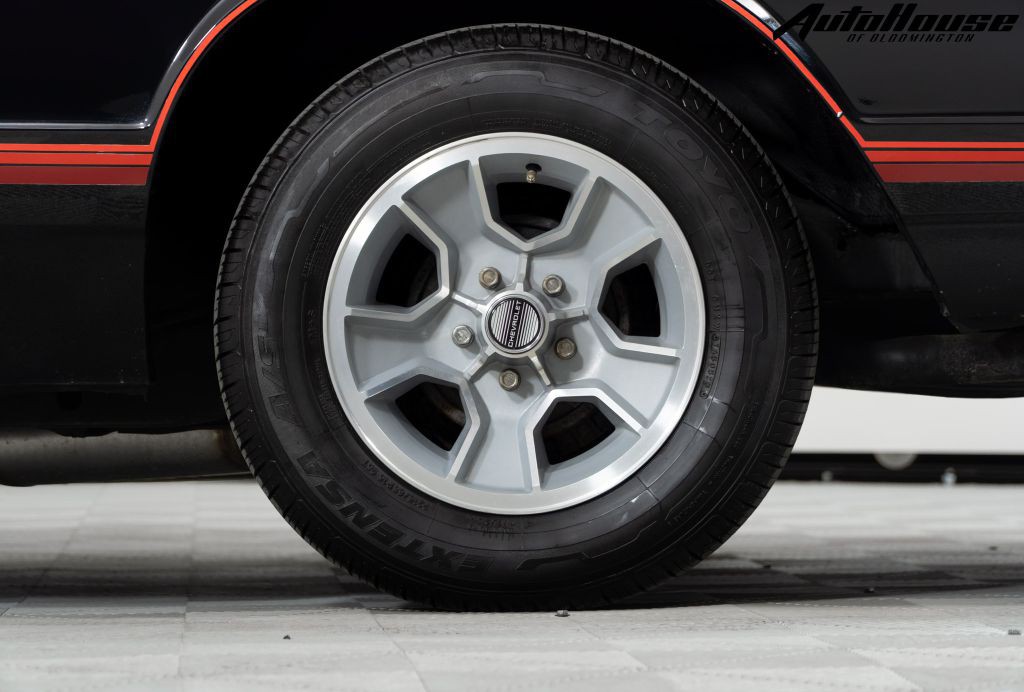 1988 Chevrolet Monte Carlo Image 29