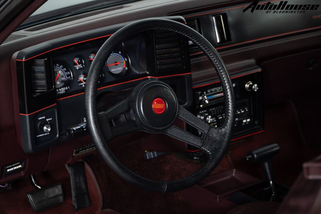 1988 Chevrolet Monte Carlo Image 42