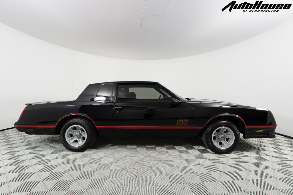 1988 Chevrolet Monte Carlo Image 86