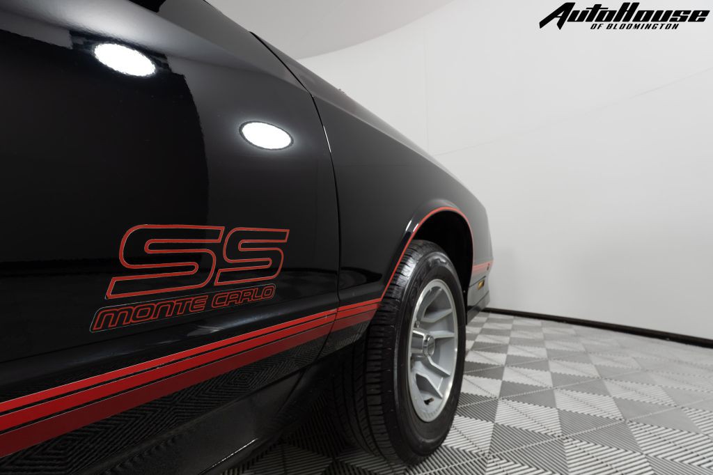 1988 Chevrolet Monte Carlo Image 87