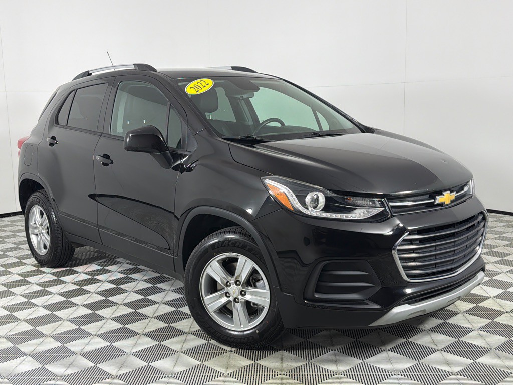 2022 Chevrolet Trax Image 2