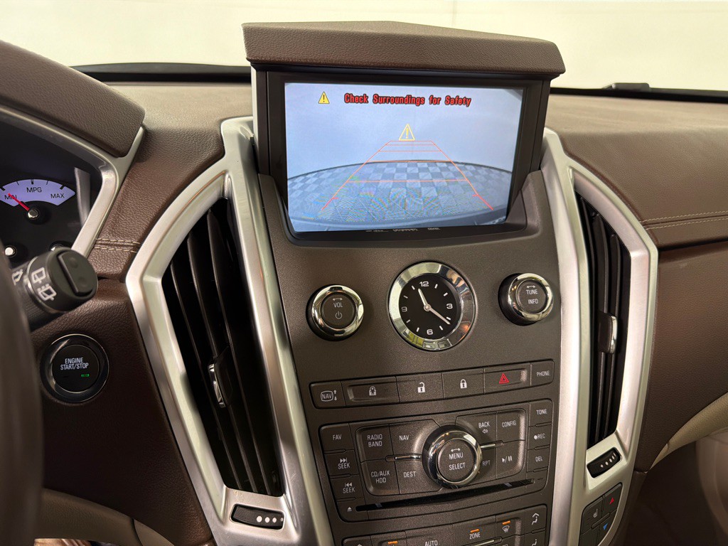 2011 Cadillac SRX Image 18