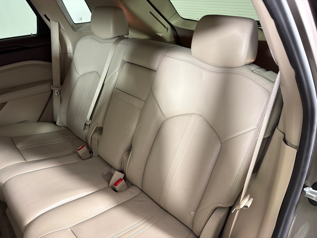 2011 Cadillac SRX Image 22