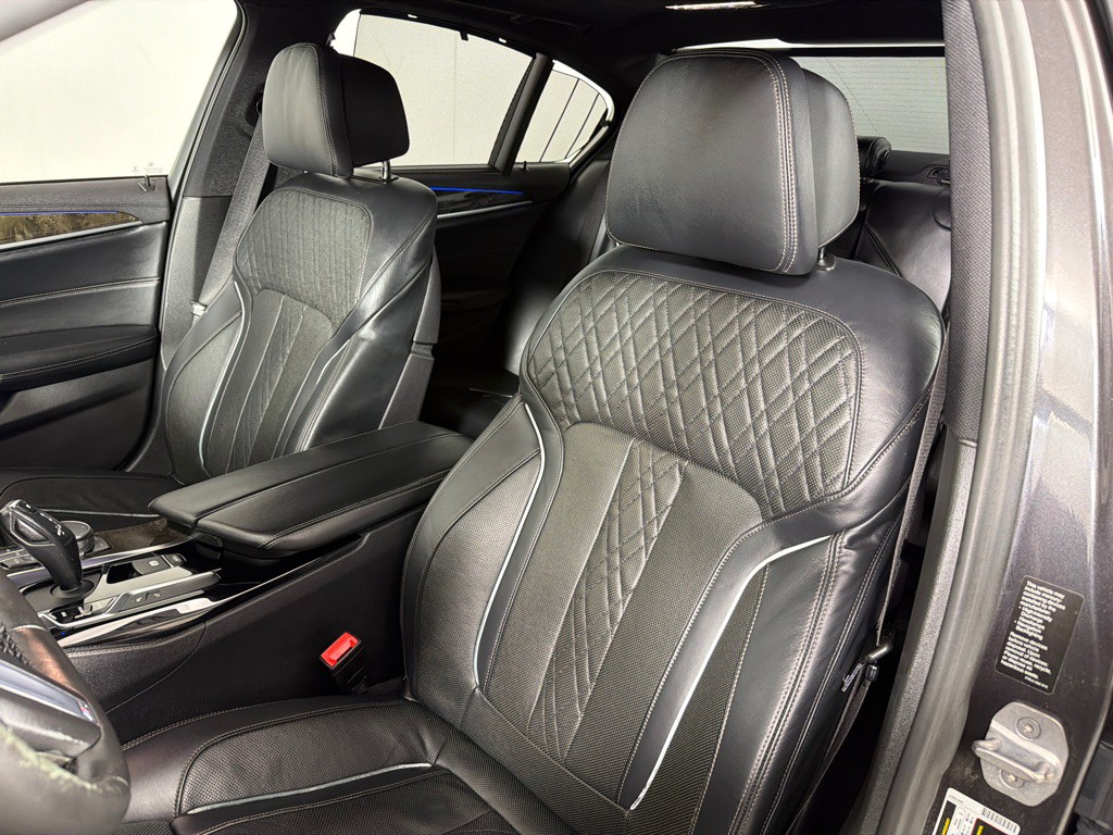 2019 BMW 5 Series Image 9