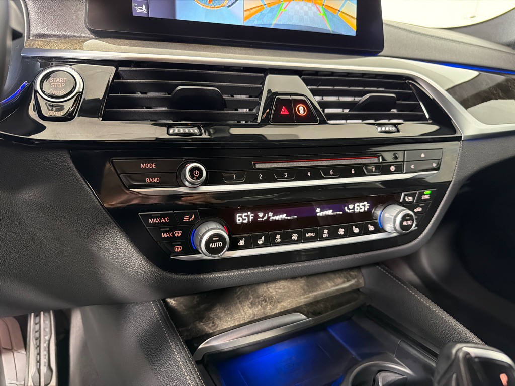 2019 BMW 5 Series Image 14