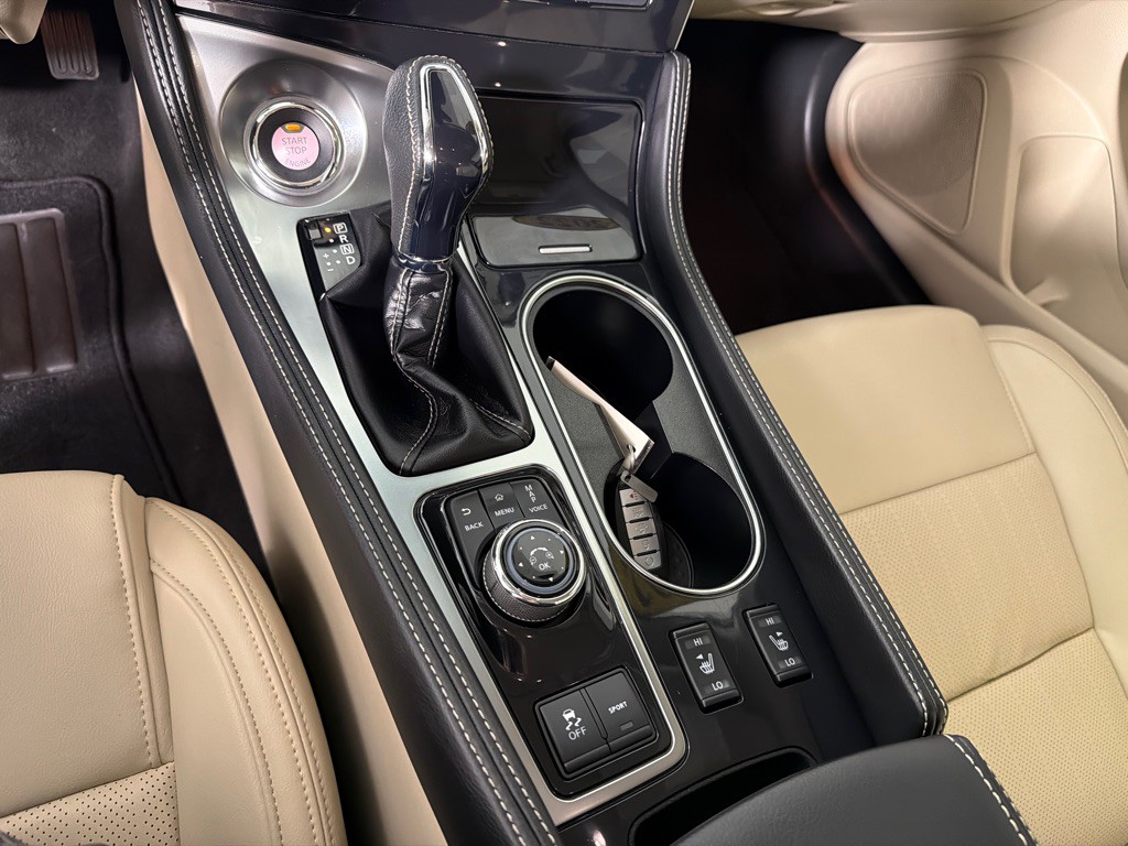 2022 Nissan Maxima Image 18