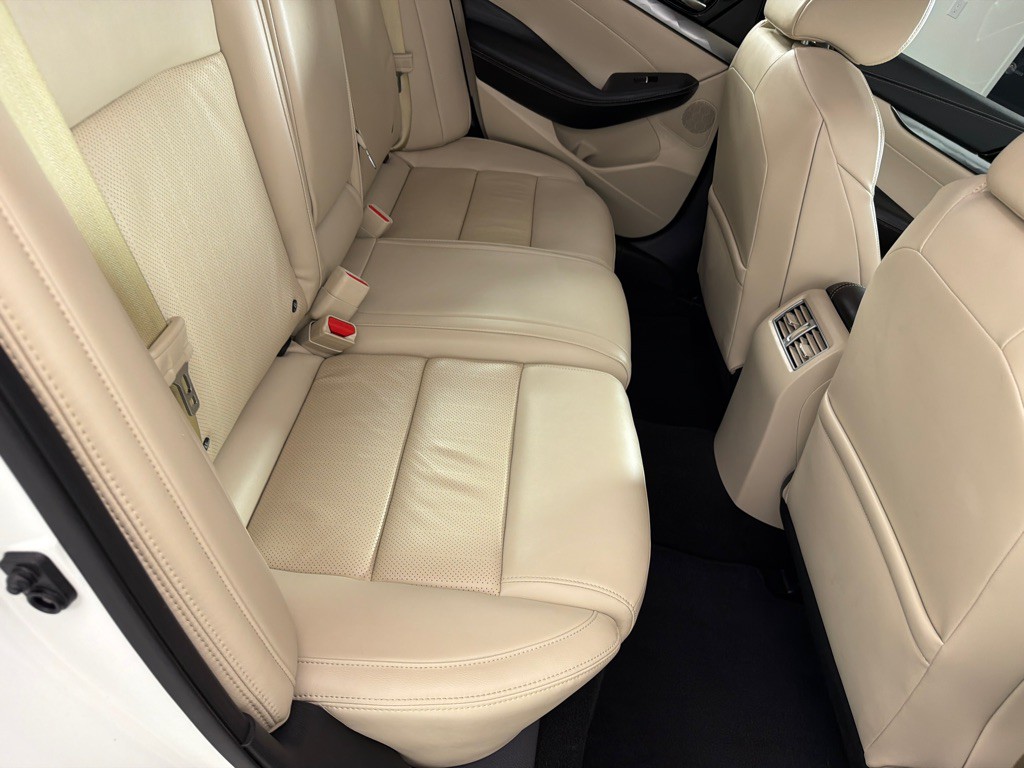 2022 Nissan Maxima Image 21