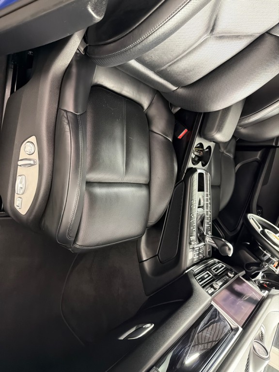 2019 Porsche Macan Image 25