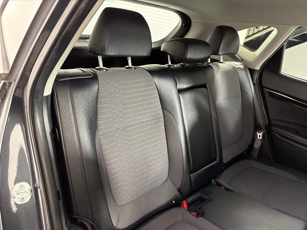 2023 Kia Seltos Image 24