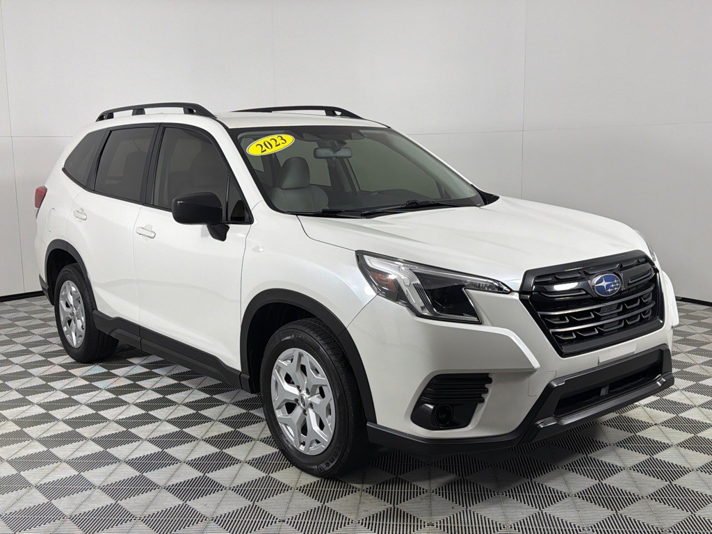 2023 Subaru Forester Image 3