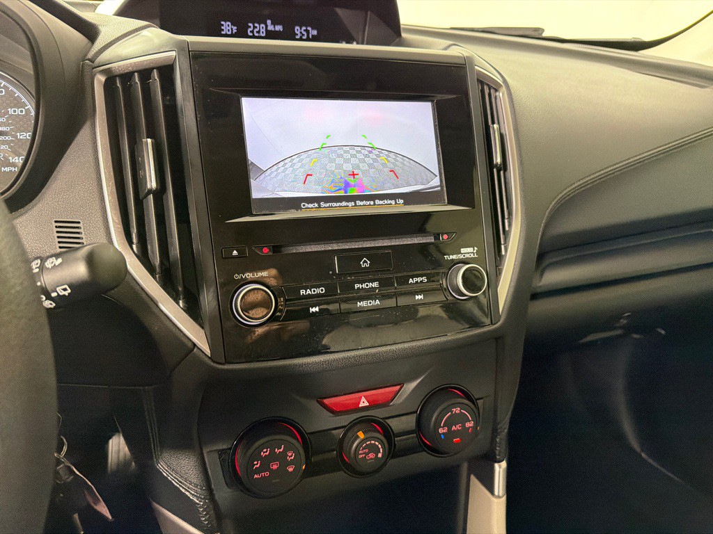 2023 Subaru Forester Image 17